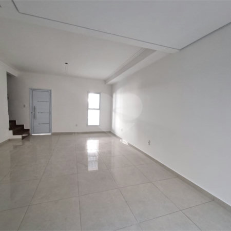 Casa à venda com 3 quartos, sendo 1 suíte, no condomínio Residencial Américo Figueiredo, Sorocaba - SP