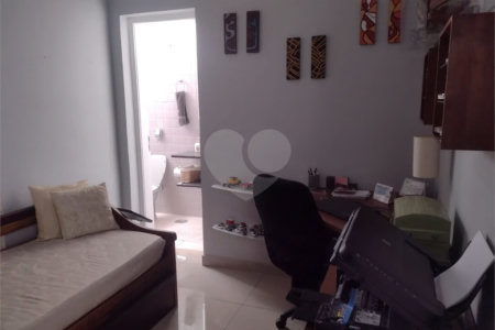 Sobrado à venda com 3 suítes em Santana, São Paulo, SP