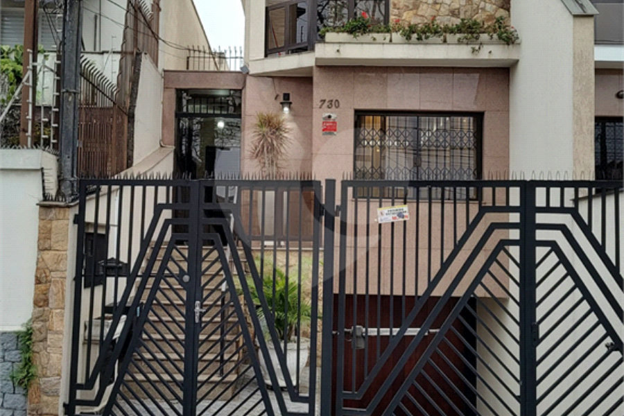 Sobrado à venda com 4 quartos, sendo 1 suíte,  em Vila Maria, São Paulo, SP
