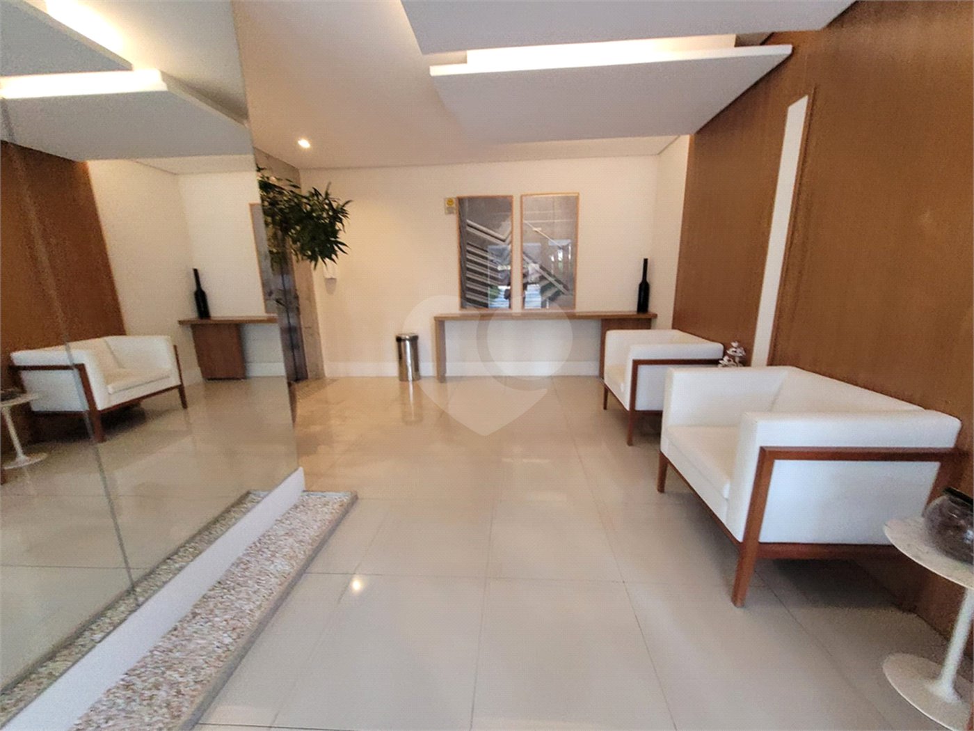 Apartamento para alugar com 2 quartos, sendo 1 suíte, em Vila Anastácio, São Paulo, SP
