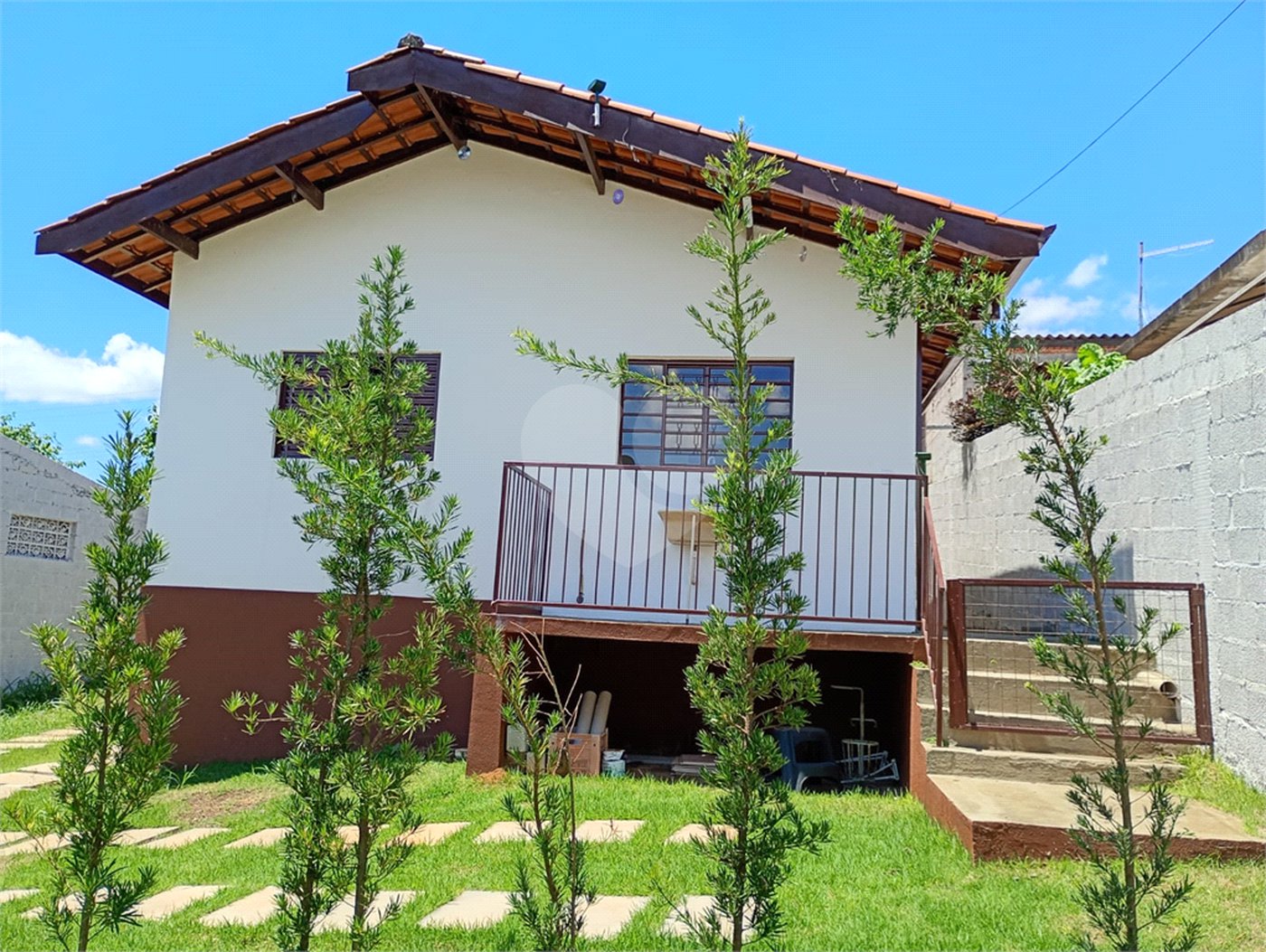 Casa Térrea à venda com 3 quartos em Guaxinduva, Atibaia, SP