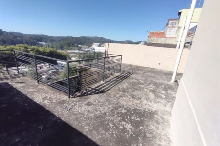Casa à venda com 3 quartos, sendo 1 suíte, em Jardim das Palmeiras, Várzea Paulista, SP