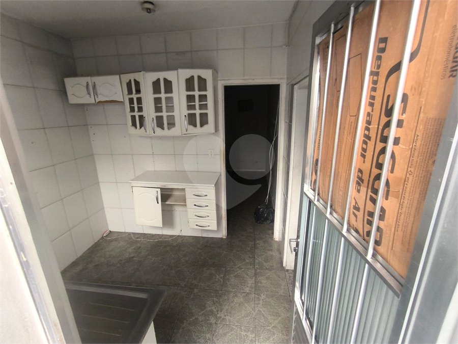 Casa à venda ou para alugar com 5 quartos, sendo 1 suíte,  em Parque Independência, São Paulo, SP