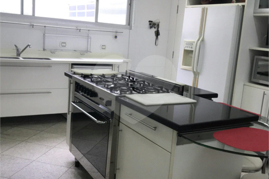 Cobertura à venda com 4 quartos, sendo 1 suíte, em Santana, São Paulo, SP