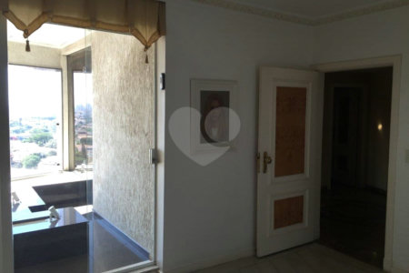 Apartamento à venda com 4 quartos, sendo 3 suítes, em Bosque da Saúde, São Paulo, SP