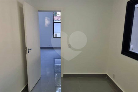 Casa à venda com 3 suítes no condomínio Reserva dos Vinhedos, Louveira - SP