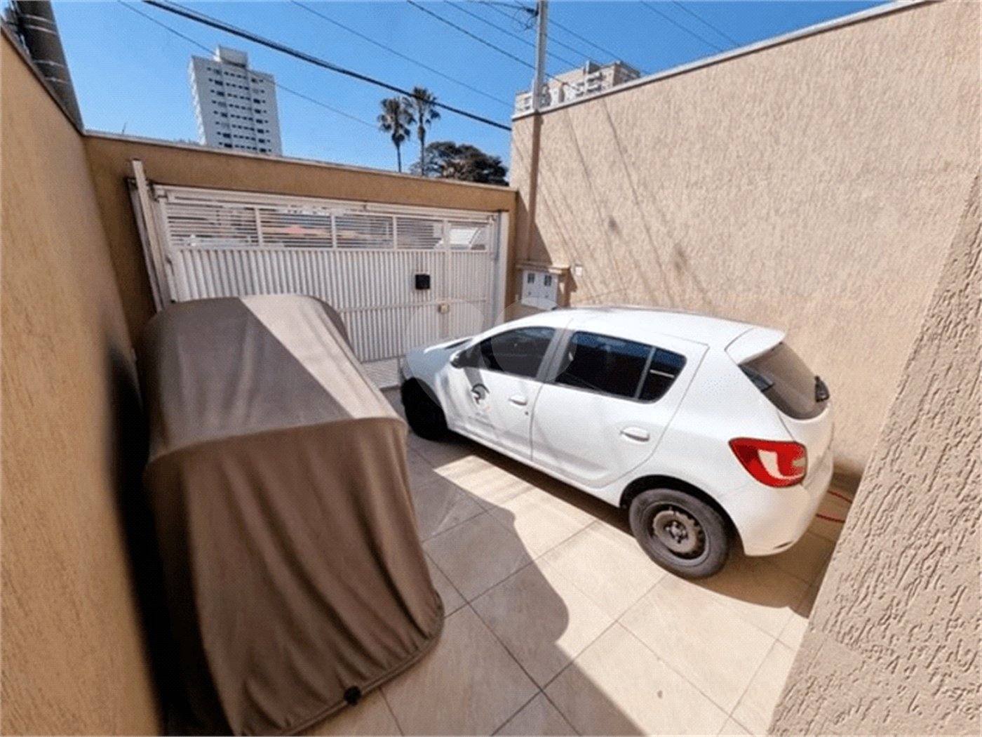 Sobrado à venda com 5 quartos, sendo 1 suíte,  em Vila Moraes, São Paulo, SP