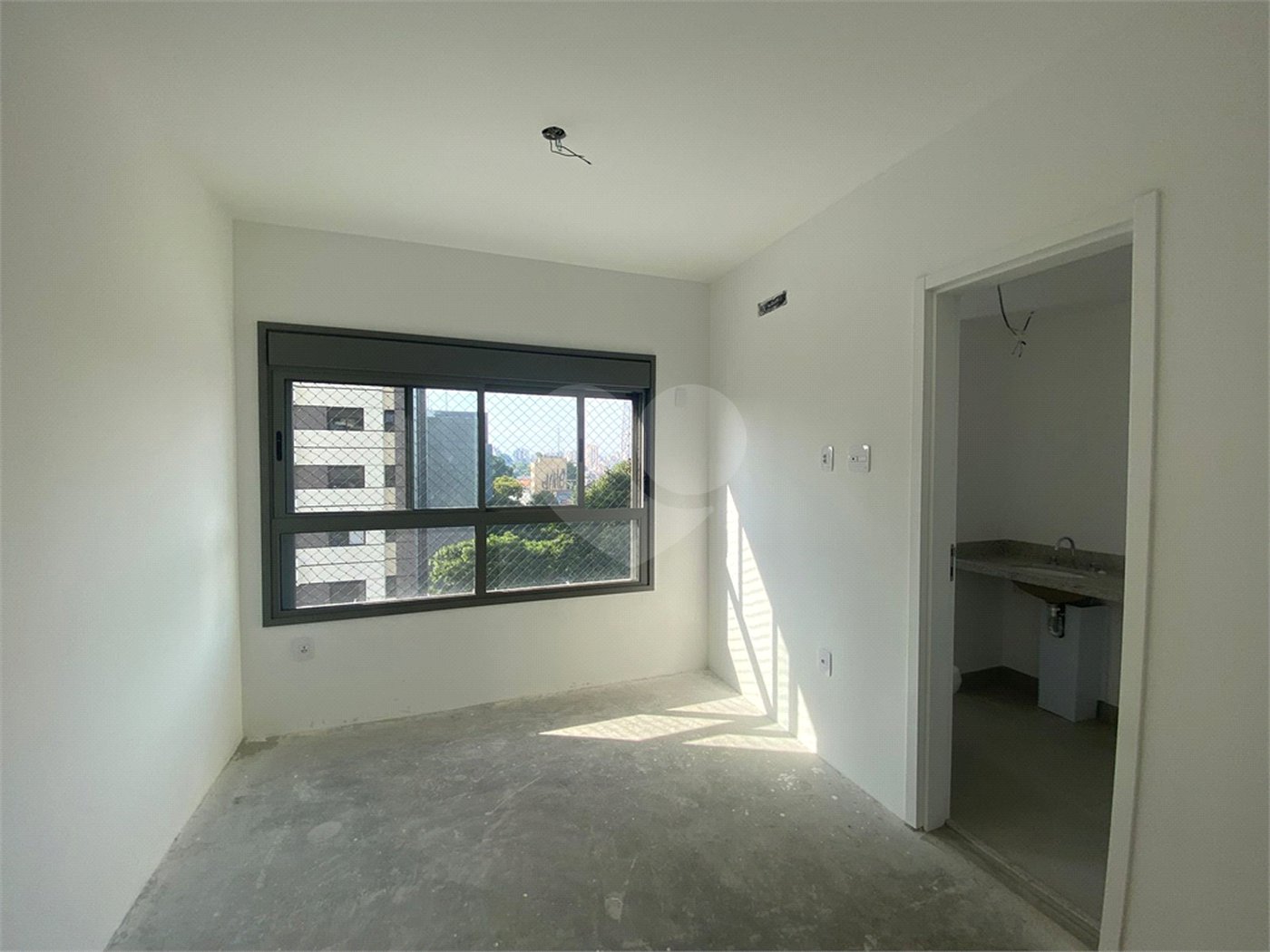 Apartamento à venda com 2 suítes em Pinheiros, São Paulo, SP