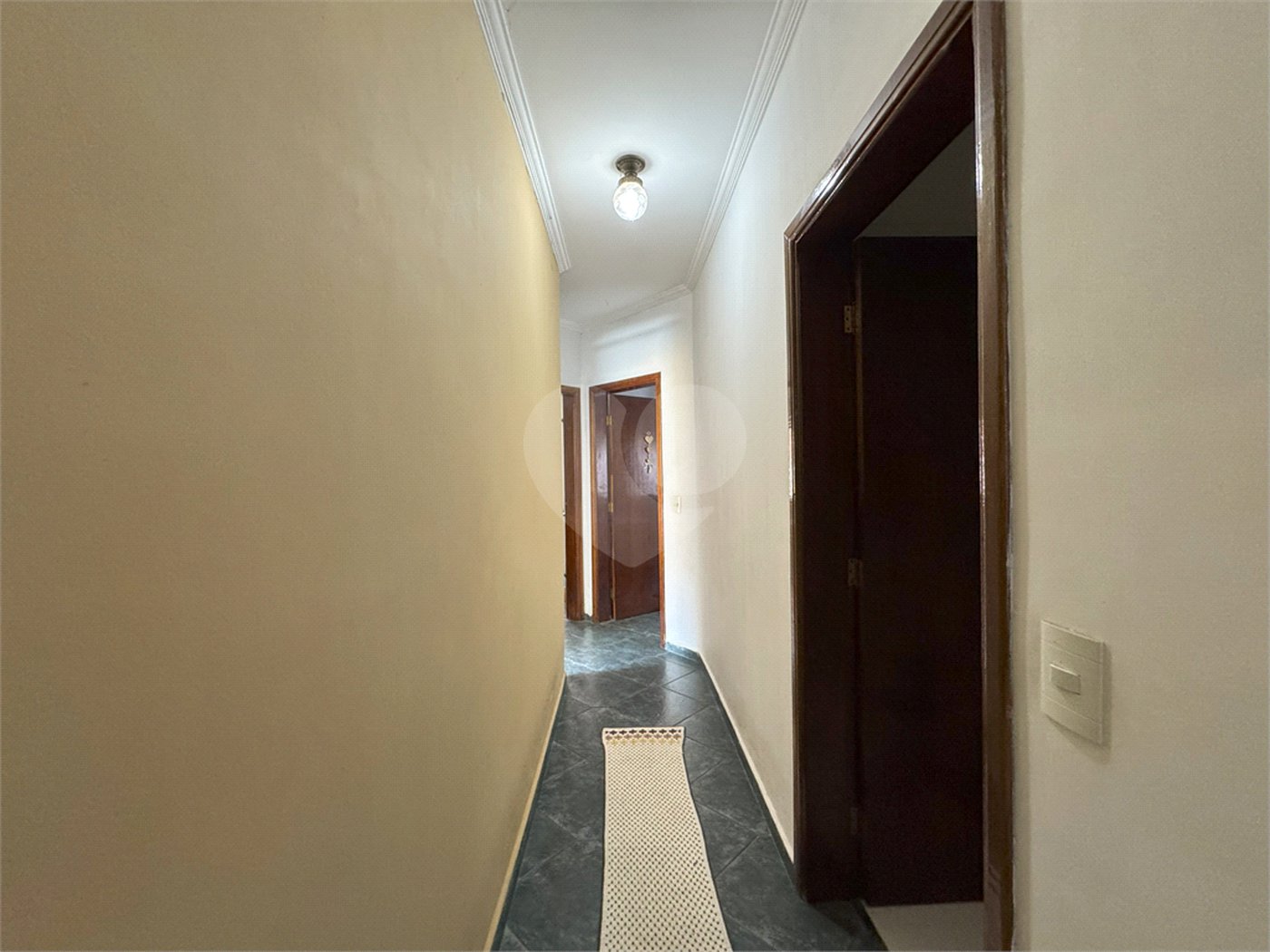Casa à venda com 3 quartos, sendo 1 suíte, em Jardim Santa Rosália, Sorocaba, SP