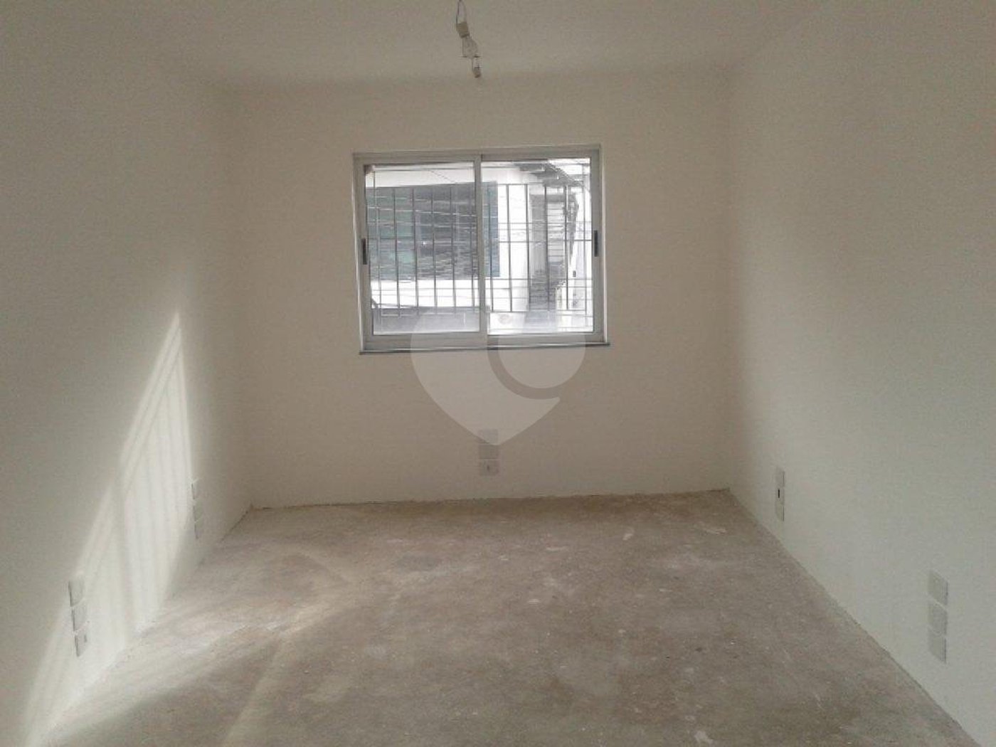 Sobrado à venda com 8 quartos em Vila Tramontano, São Paulo, SP
