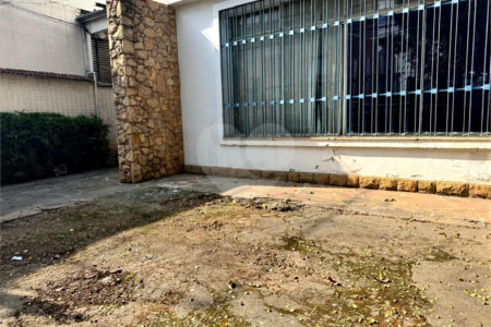 Sobrado à venda com 4 quartos em Brooklin, São Paulo, SP