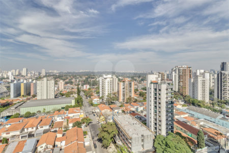 Apartamento à venda com 2 quartos, sendo 1 suíte, em Campo Belo, São Paulo, SP