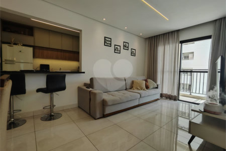 Apartamento à venda com 3 quartos, sendo 1 suíte, em Vila Independência, Sorocaba, SP