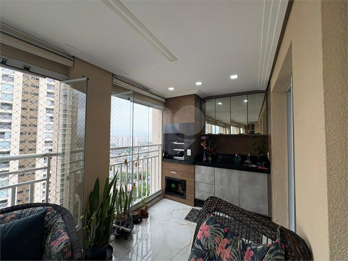Apartamento à venda com 4 quartos, sendo 3 suítes, em Vila Augusta, Guarulhos, SP
