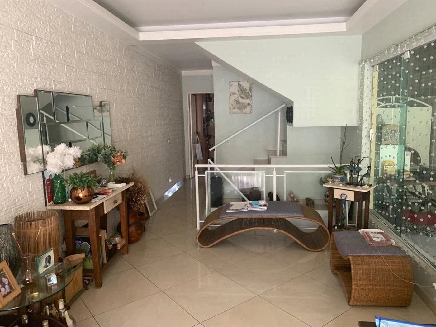 Casa à venda com 3 quartos, sendo 1 suíte, no condomínio Greenland, São Paulo - SP