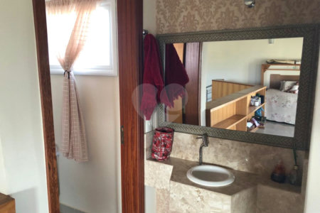 Casa à venda com 5 quartos, sendo 2 suítes, no condomínio Terras de Santa Izabel, Salto - SP