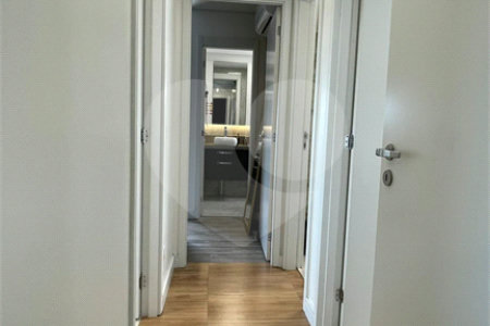 Apartamento à venda com 4 quartos, sendo 2 suítes, em Pinheiros, São Paulo, SP