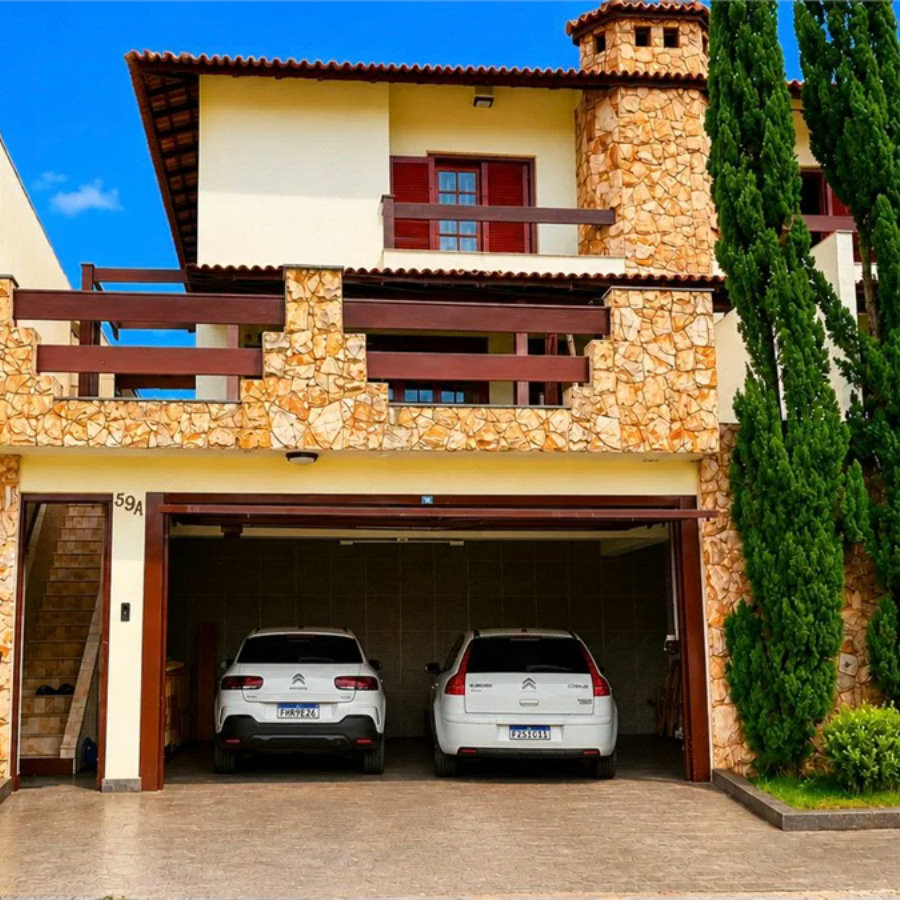 Sobrado à venda com 3 quartos, sendo 1 suíte, em Chácara Recanto Verde, Cotia, SP