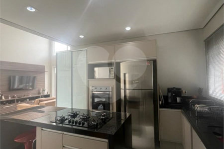 Casa à venda com 3 suítes no condomínio Residencial Terra Nobre, Indaiatuba - SP