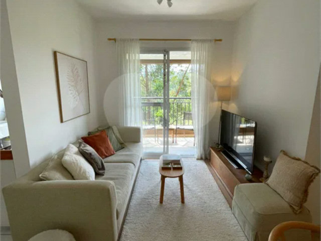 Apartamento à venda com 2 quartos, sendo 1 suíte,  em Jardim Tupanci, Barueri, SP