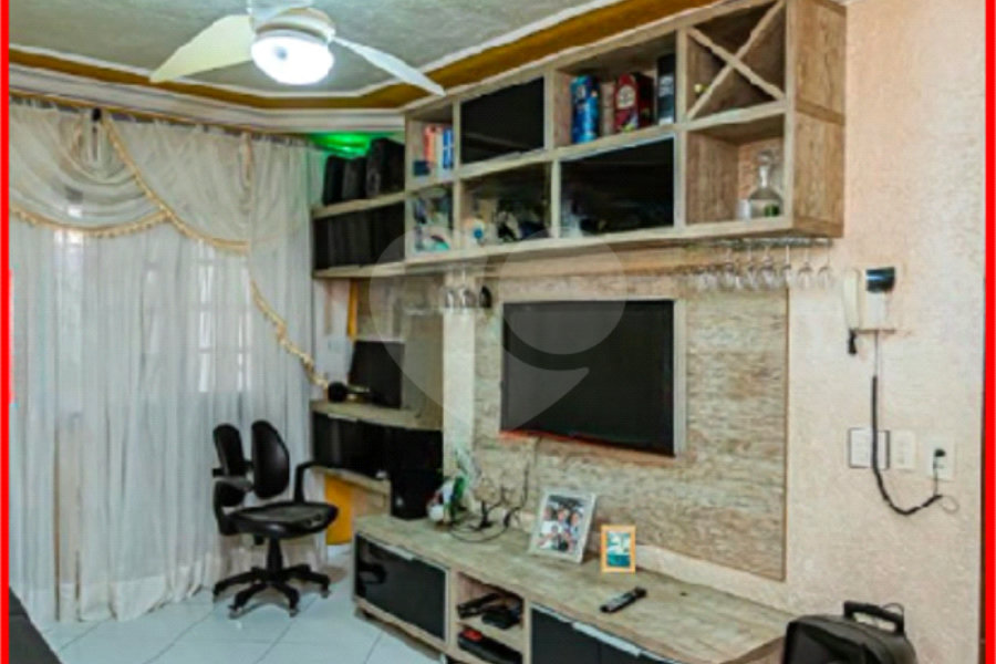 Sobrado à venda com 3 quartos, sendo 1 suíte, em Jaraguá, São Paulo, SP