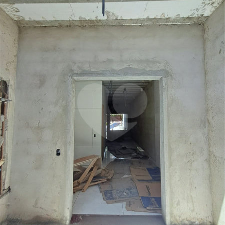 Sobrado à venda com 3 quartos, sendo 1 suíte,  em Vila Laís, São Paulo, SP