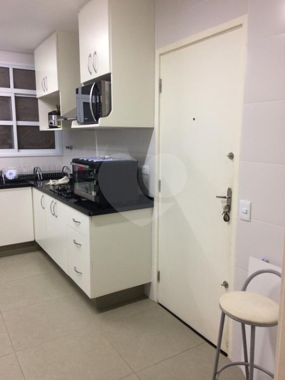 Apartamento à venda com 4 quartos, sendo 2 suítes, em Jardim América, São Paulo, SP
