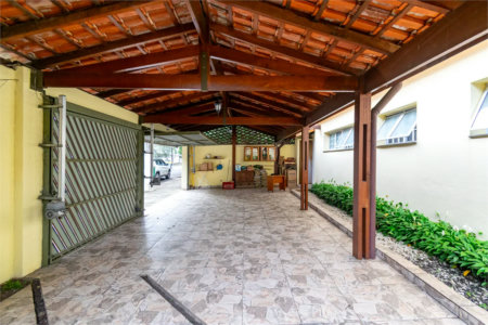Casa à venda com 3 quartos, sendo 1 suíte,  em Vila Cordeiro, São Paulo, SP