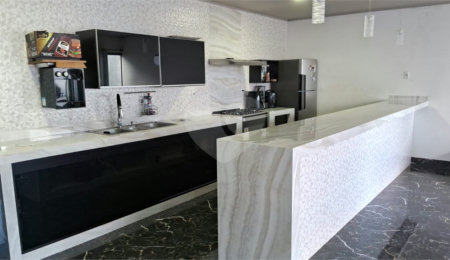 Casa à venda com 3 quartos, sendo 2 suítes,  em Ipê, Três Lagoas, MS