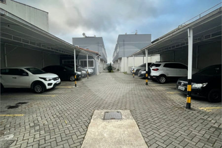 Casa à venda com 2 quartos no condomínio Jardim do Sol, Suzano - SP