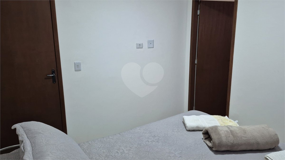 Casa Terreá com 3 suítes a Venda em Atibaia