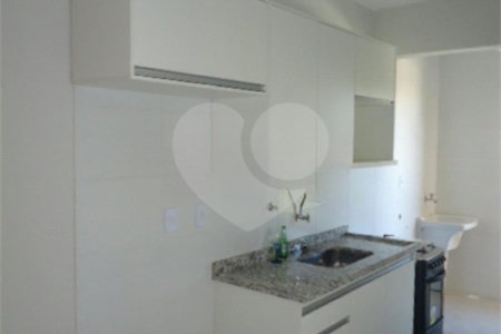 Apartamento no Condomínio Via Campus.