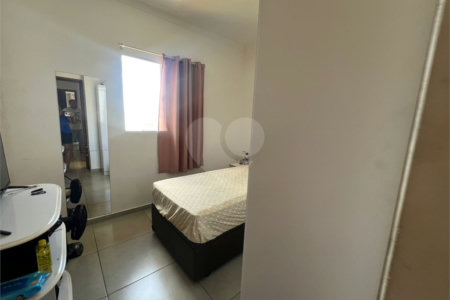 Casa à venda com 2 quartos, sendo 1 suíte, em Vila Barão, Sorocaba, SP