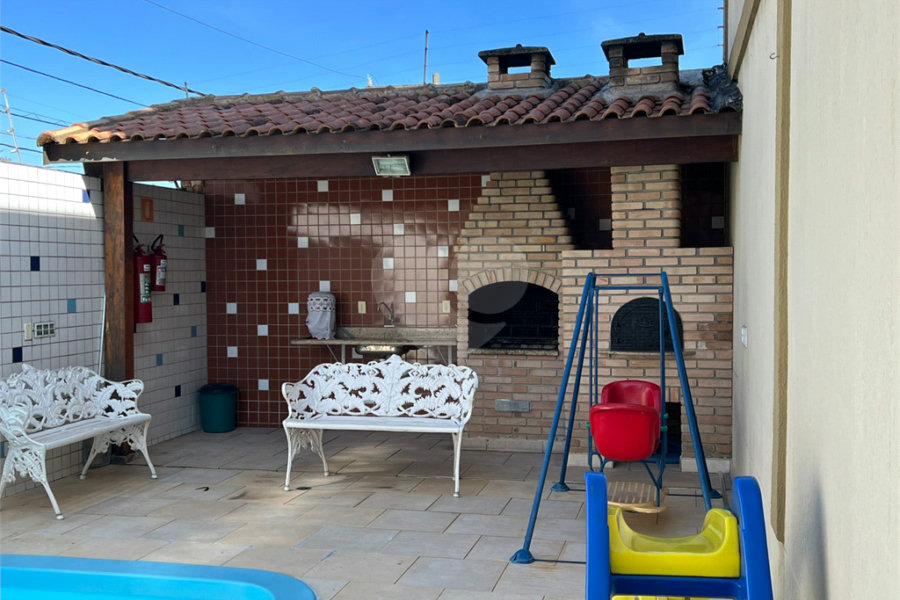 Casa à venda com 3 quartos, sendo 2 suítes,  no condomínio Mirante do Vale, São Paulo - SP