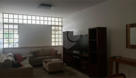 Sobrado à venda com 3 quartos, sendo 1 suíte, em Chácara Santo Antônio (zona Sul), São Paulo, SP