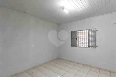 Casa à venda com 4 quartos, sendo 2 suítes, em Jardim Coimbra, São Paulo, SP