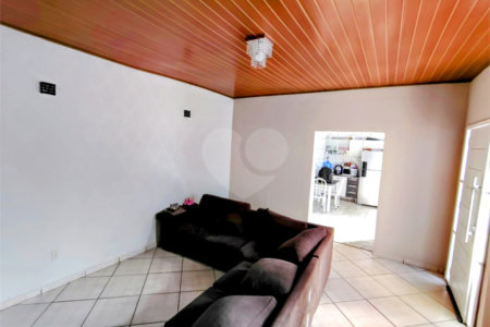 Casa à venda com 3 quartos, sendo 1 suíte, em Tupy, Itapetininga, SP