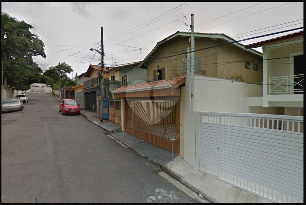 Sobrado à venda com 3 quartos, sendo 1 suíte, em Parque Ipê, São Paulo, SP