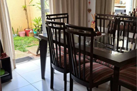 Casa à venda com 3 quartos, sendo 1 suíte, no condomínio Moradas do Horto, São Paulo - SP