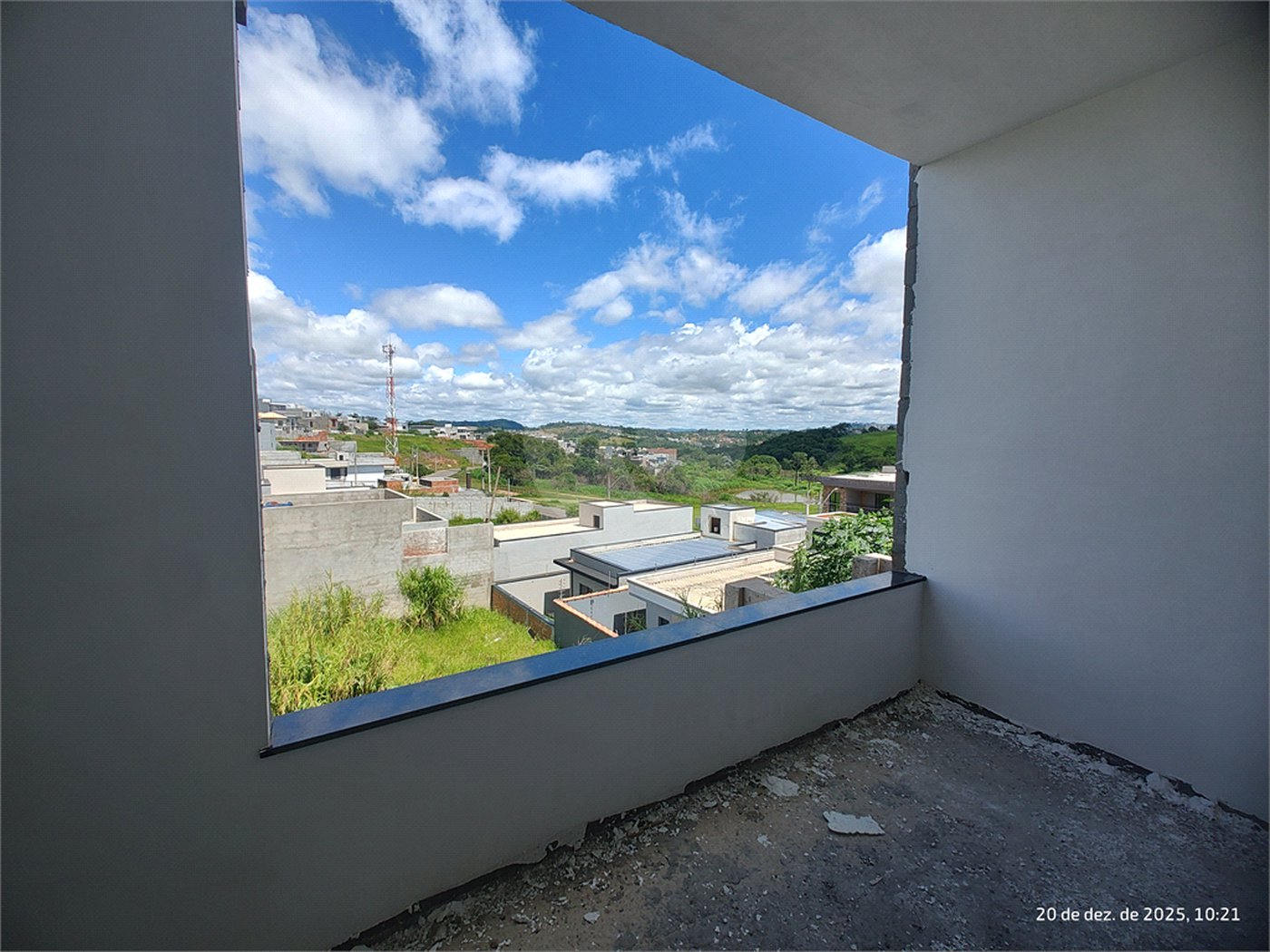 Casa à venda com 2 quartos no condomínio Residencial Sonhar Bella, Atibaia - SP