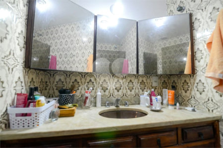 Apartamento à venda com 4 quartos, sendo 1 suíte, em Tijuca, Rio de Janeiro, RJ