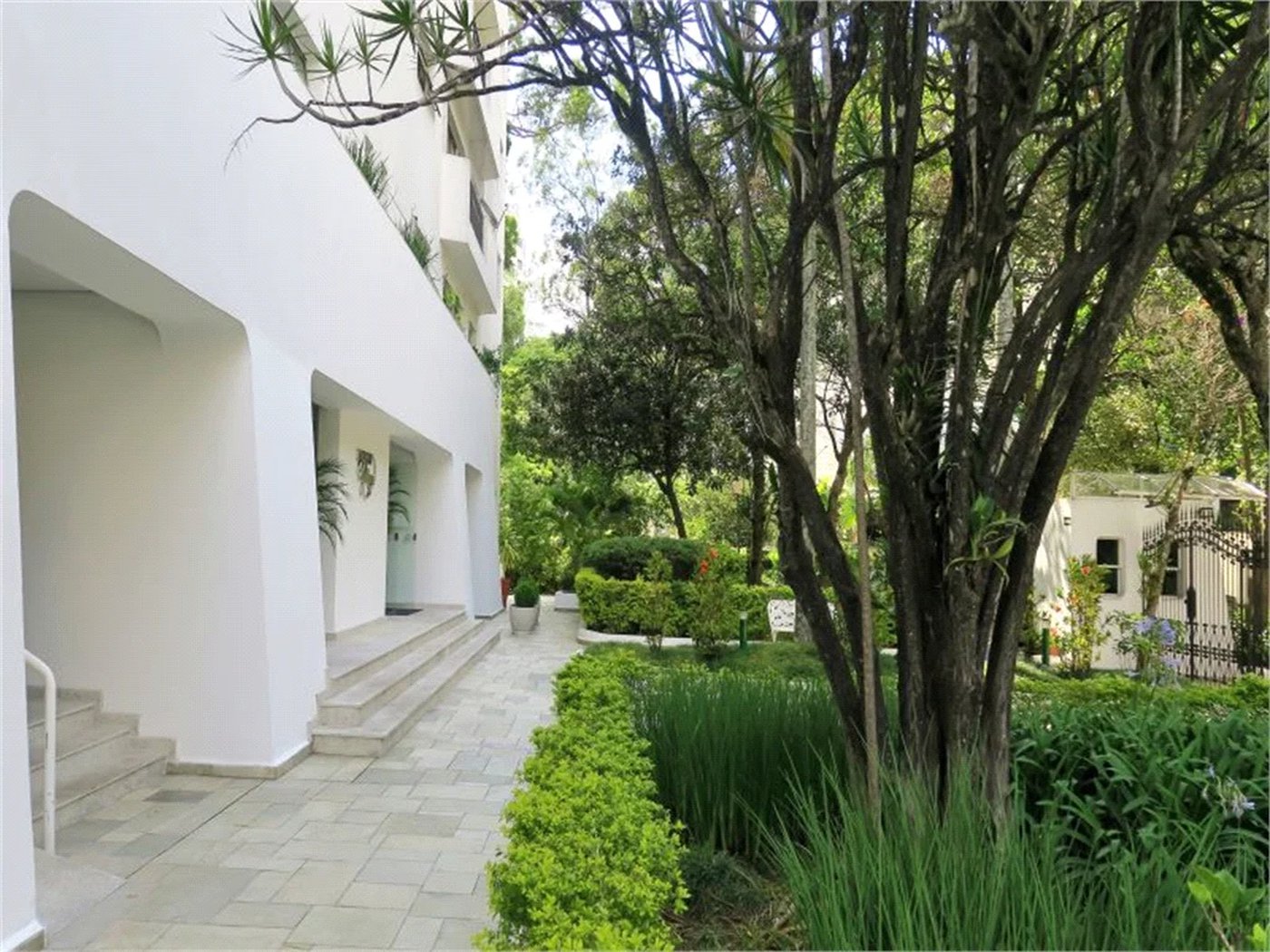 Apartamento à venda com 3 quartos, sendo 1 suíte, em Vila Andrade, São Paulo, SP