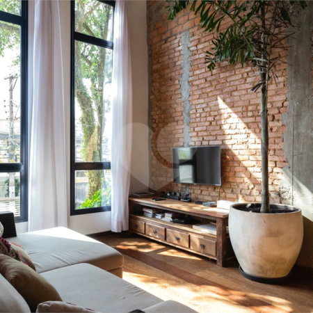 Casa Térrea à venda com 3 quartos, sendo 2 suítes,  em Vila Ipojuca, São Paulo, SP