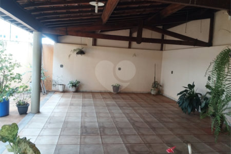 Sobrado à venda com 3 quartos, sendo 1 suíte, em Jardim Nova América, Araraquara, SP