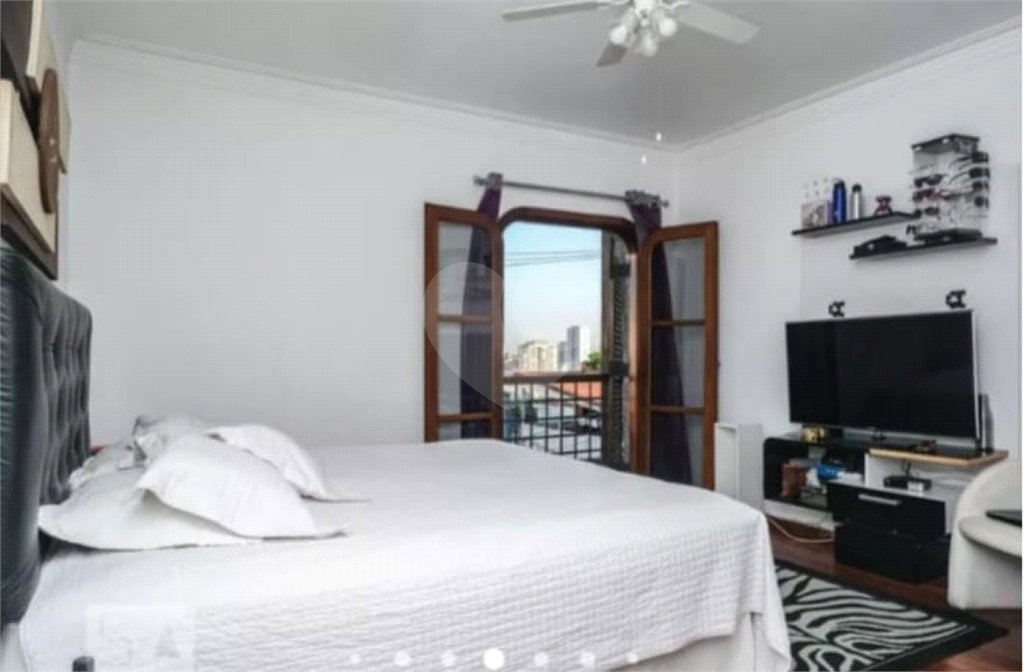 Sobrado à venda com 4 quartos, sendo 2 suítes, em Tucuruvi, São Paulo, SP