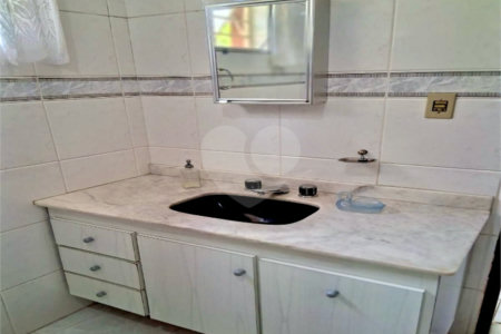Chácara à venda com 4 quartos, sendo 1 suíte,  em Colinas II, Araçoiaba da Serra, SP
