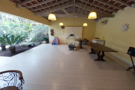 Chácara à venda ou para alugar com 3 quartos, sendo 1 suíte, em Chácaras Polozzi, Louveira, SP