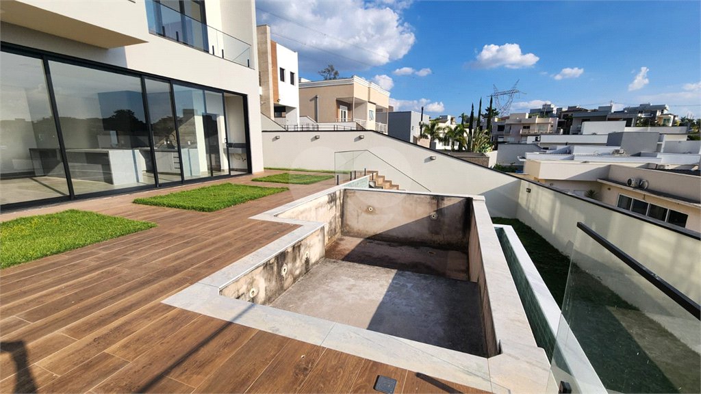 Casa à venda com 3 suítes no condomínio Santa Isabel I, Louveira - SP