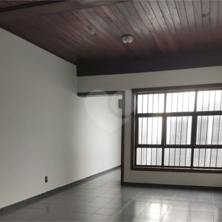 Sobrado à venda com 2 quartos, sendo 1 suíte, em Parque das Rosas, Itu, SP