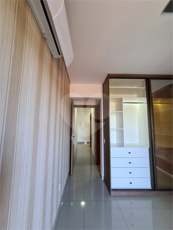 Apartamento à venda com 3 quartos, sendo 1 suíte, em Pinheirinho, Vinhedo, SP